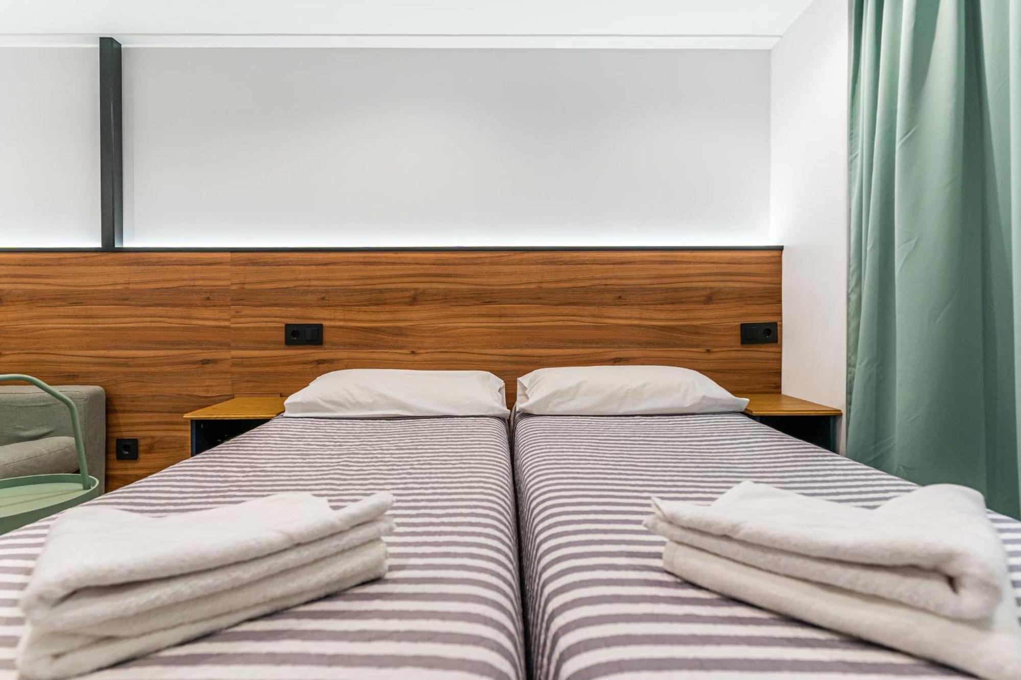 Cc Atocha Apartments Madrid Eksteriør billede