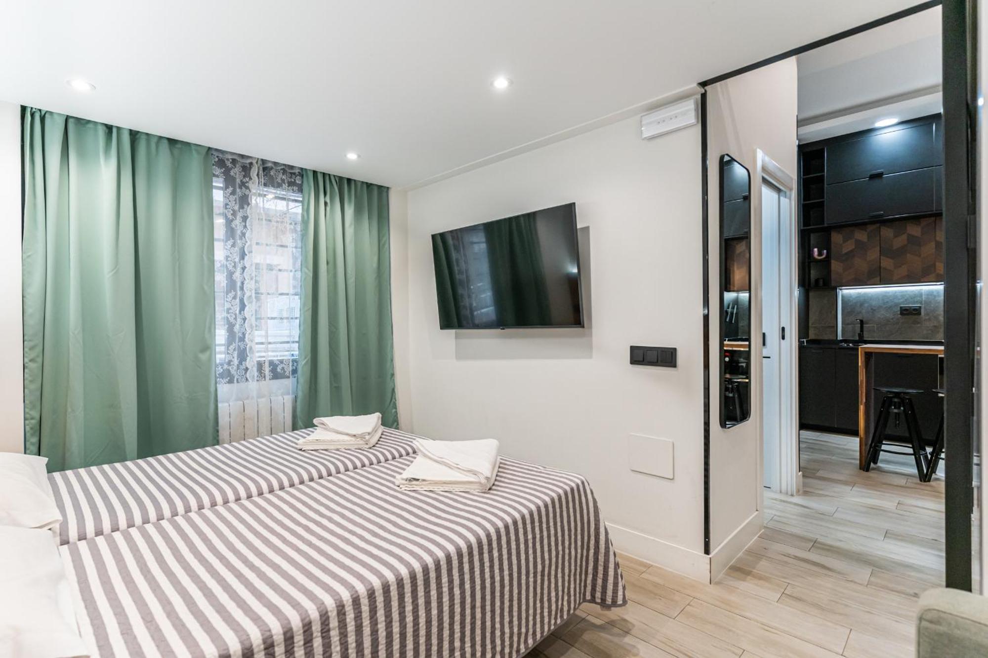 Cc Atocha Apartments Madrid Eksteriør billede