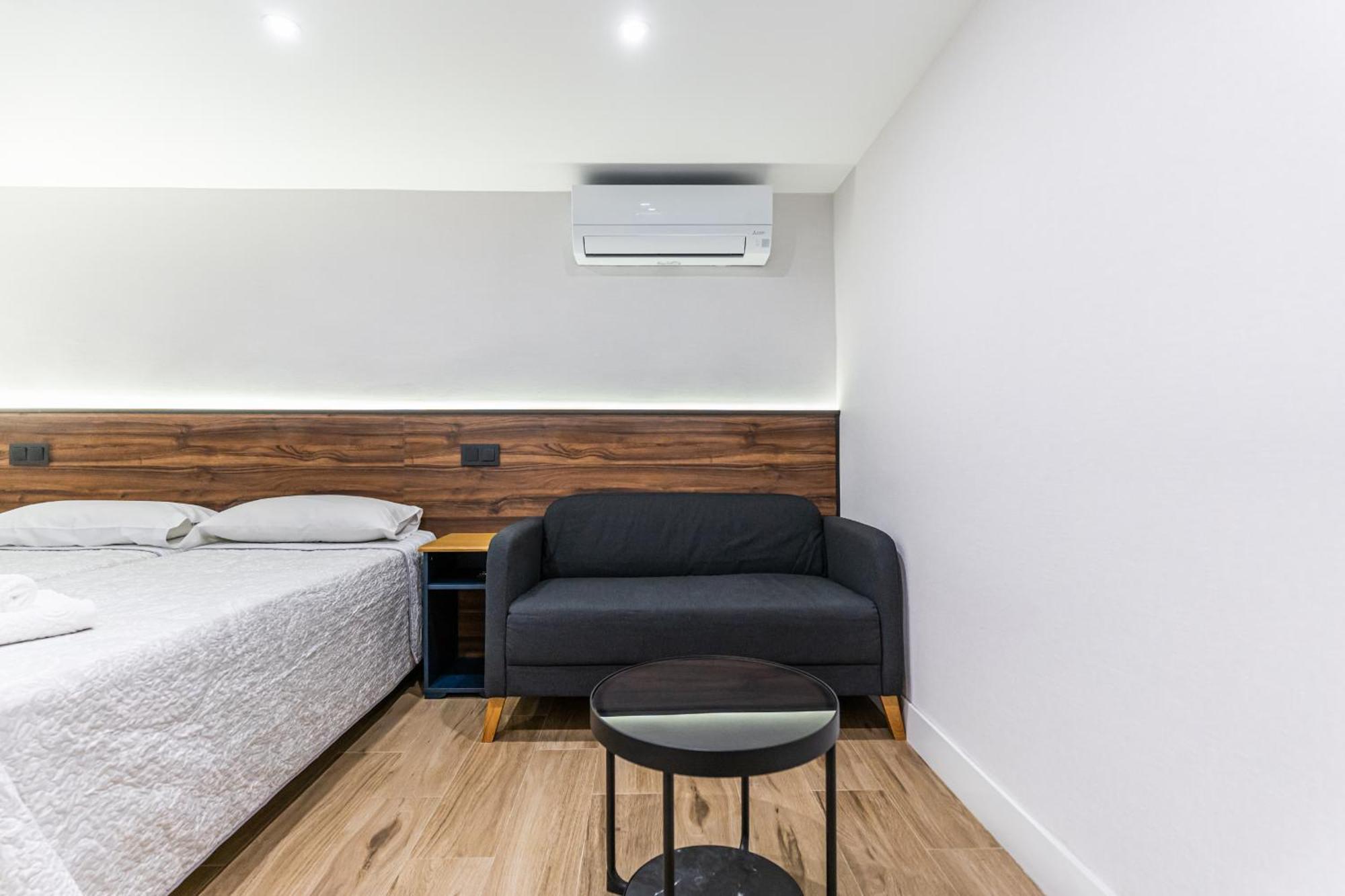 Cc Atocha Apartments Madrid Eksteriør billede