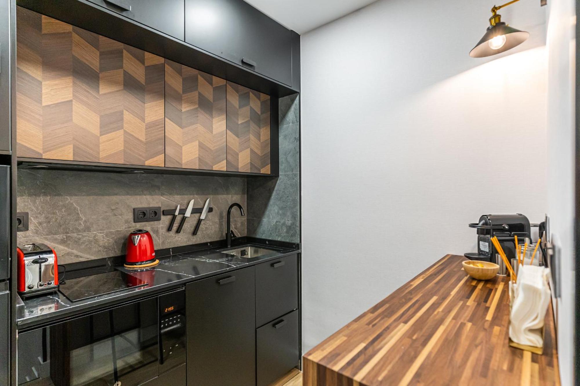 Cc Atocha Apartments Madrid Eksteriør billede