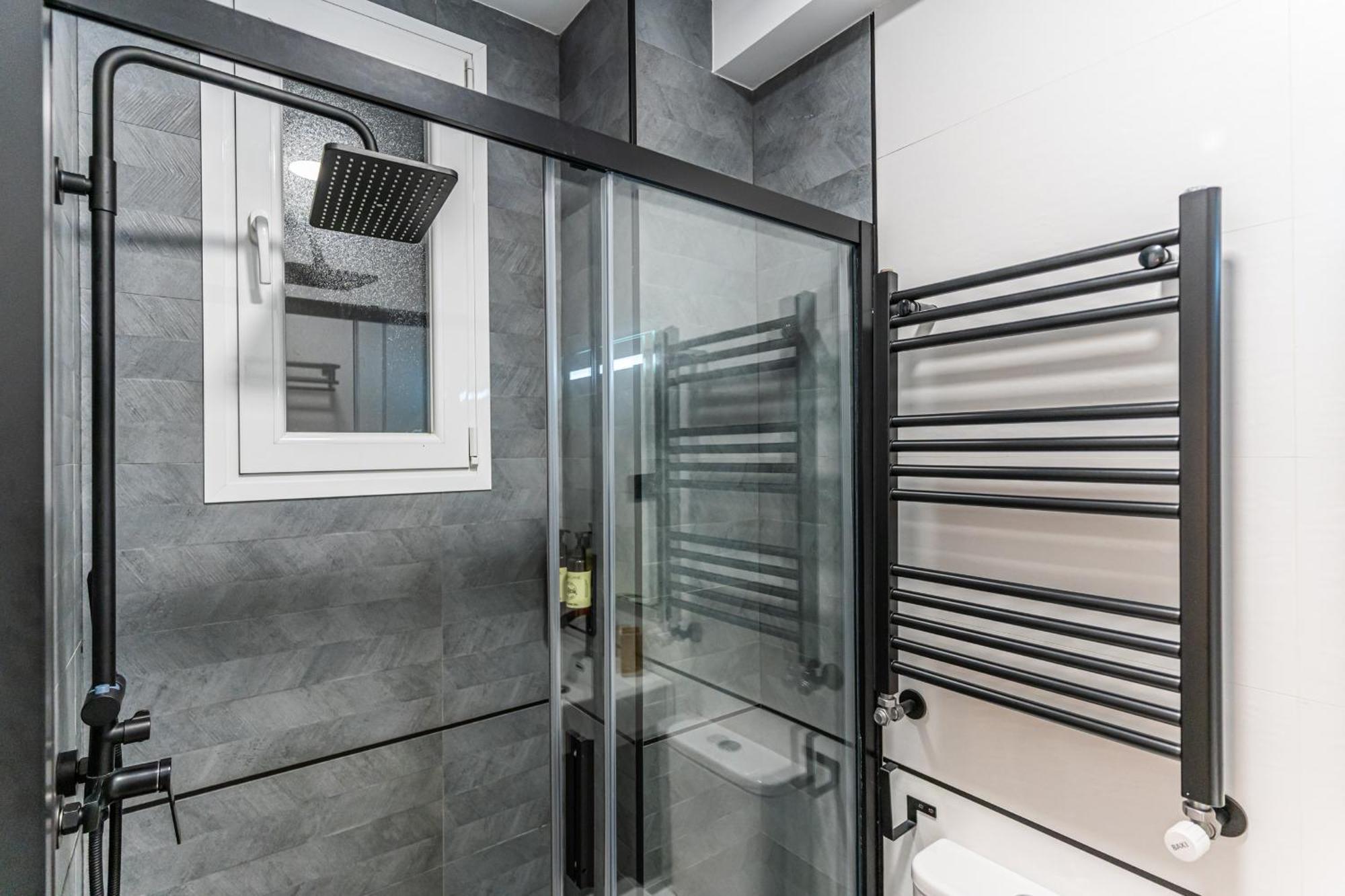 Cc Atocha Apartments Madrid Eksteriør billede